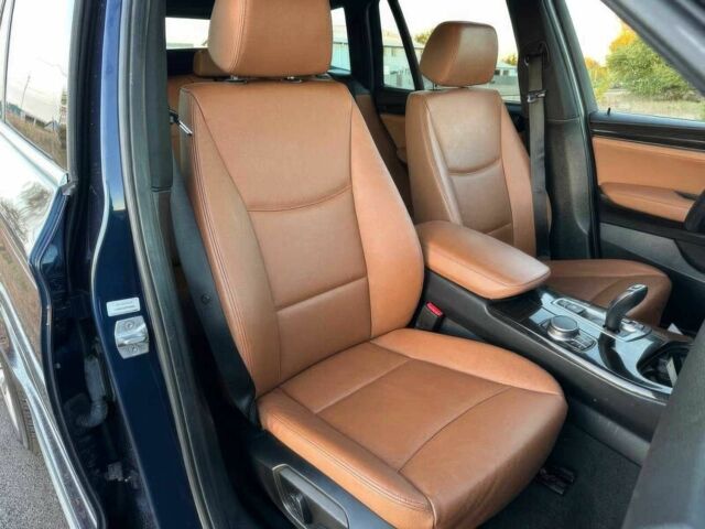 Синий БМВ Х3, объемом двигателя 2 л и пробегом 54 тыс. км за 4500 $, фото 7 на Automoto.ua