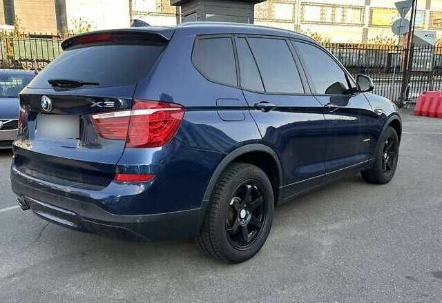 Синий БМВ Х3, объемом двигателя 2 л и пробегом 66 тыс. км за 12800 $, фото 3 на Automoto.ua