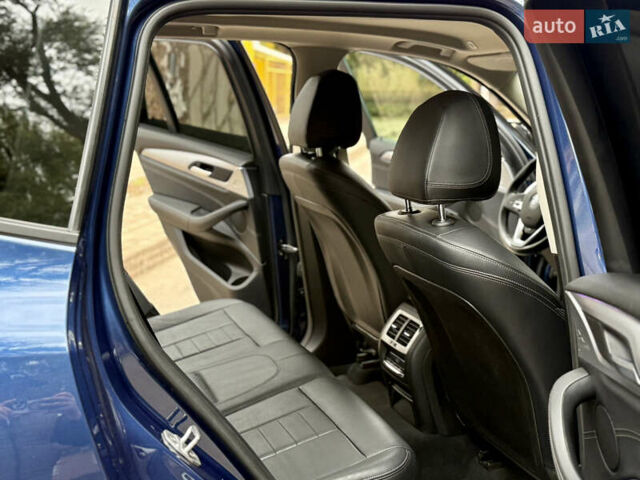 Синій БМВ Х3, об'ємом двигуна 2 л та пробігом 140 тис. км за 29900 $, фото 50 на Automoto.ua
