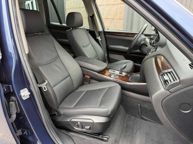 Синий БМВ Х3, объемом двигателя 2 л и пробегом 143 тыс. км за 21500 $, фото 23 на Automoto.ua