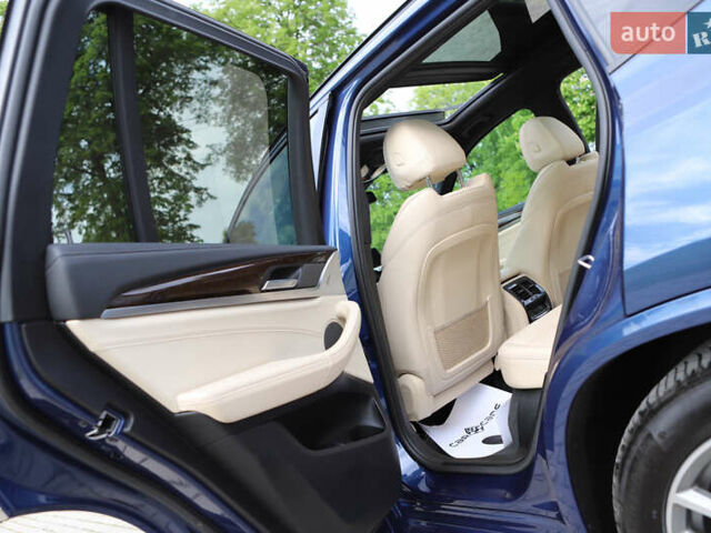 Синий БМВ Х3, объемом двигателя 3 л и пробегом 139 тыс. км за 34900 $, фото 131 на Automoto.ua