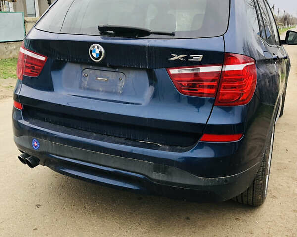 Синій БМВ Х3, об'ємом двигуна 2 л та пробігом 110 тис. км за 17800 $, фото 5 на Automoto.ua