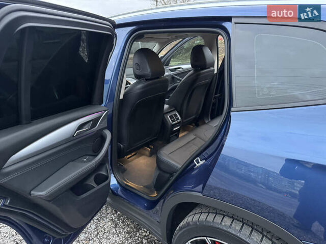 Синій БМВ Х3, об'ємом двигуна 2 л та пробігом 144 тис. км за 27900 $, фото 50 на Automoto.ua