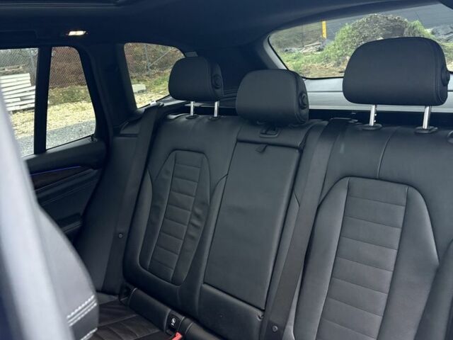 Синий БМВ Х3, объемом двигателя 2 л и пробегом 140 тыс. км за 29900 $, фото 6 на Automoto.ua