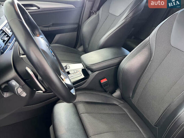 Синий БМВ Х3, объемом двигателя 2 л и пробегом 163 тыс. км за 32950 $, фото 7 на Automoto.ua