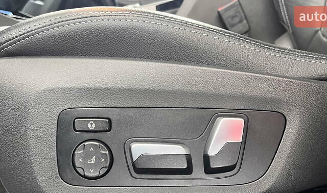 Синий БМВ Х3, объемом двигателя 2 л и пробегом 163 тыс. км за 32950 $, фото 9 на Automoto.ua