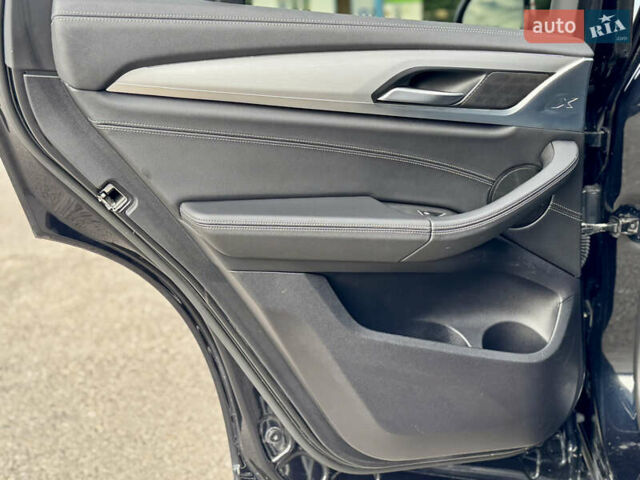 Синий БМВ Х3, объемом двигателя 2 л и пробегом 252 тыс. км за 22500 $, фото 44 на Automoto.ua