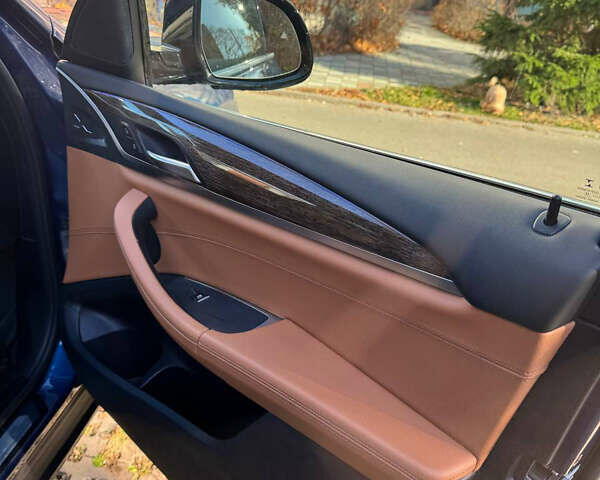 Синий БМВ Х3, объемом двигателя 2 л и пробегом 90 тыс. км за 32000 $, фото 10 на Automoto.ua