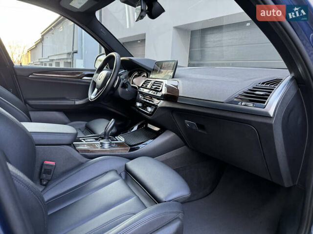 Синий БМВ Х3, объемом двигателя 2 л и пробегом 151 тыс. км за 25900 $, фото 56 на Automoto.ua