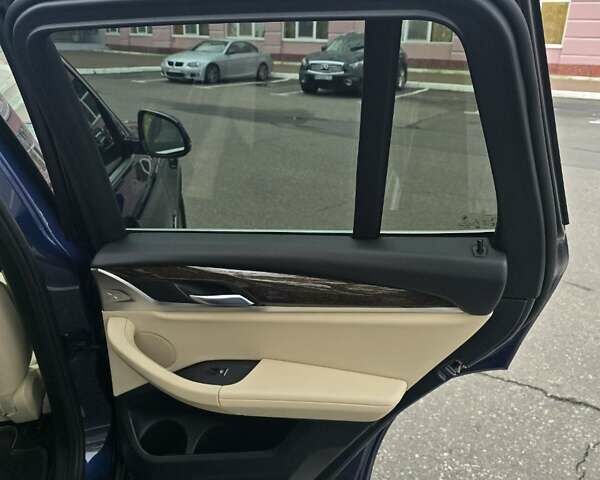 Синий БМВ Х3, объемом двигателя 2 л и пробегом 65 тыс. км за 25600 $, фото 15 на Automoto.ua