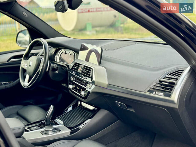 Синий БМВ Х3, объемом двигателя 2 л и пробегом 252 тыс. км за 22500 $, фото 58 на Automoto.ua