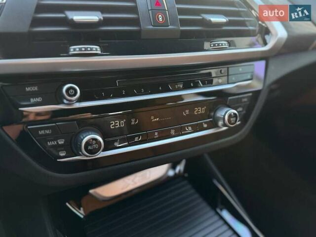 Синий БМВ Х3, объемом двигателя 2 л и пробегом 74 тыс. км за 25900 $, фото 22 на Automoto.ua