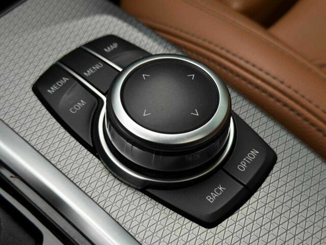 Синій БМВ Х3, об'ємом двигуна 3 л та пробігом 110 тис. км за 36990 $, фото 23 на Automoto.ua