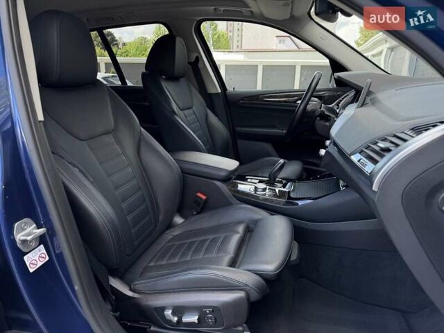 Синий БМВ Х3, объемом двигателя 2 л и пробегом 211 тыс. км за 27900 $, фото 52 на Automoto.ua