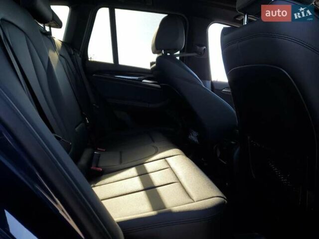 Синій БМВ Х3, об'ємом двигуна 2 л та пробігом 104 тис. км за 8500 $, фото 9 на Automoto.ua