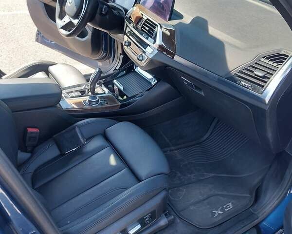 Синий БМВ Х3, объемом двигателя 2 л и пробегом 75 тыс. км за 29900 $, фото 50 на Automoto.ua