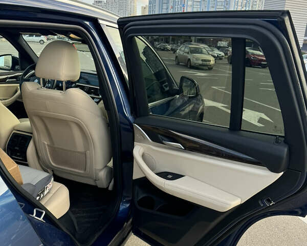 Синий БМВ Х3, объемом двигателя 2 л и пробегом 93 тыс. км за 33000 $, фото 57 на Automoto.ua