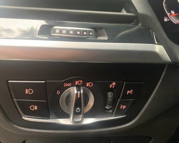 Синий БМВ Х3, объемом двигателя 2 л и пробегом 95 тыс. км за 36700 $, фото 36 на Automoto.ua