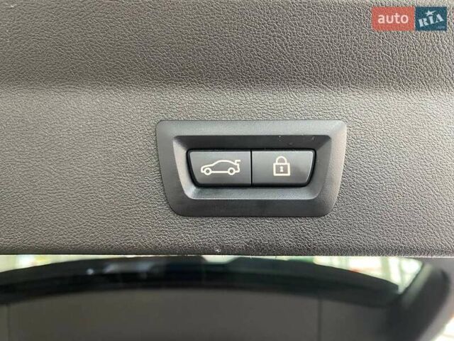 Синій БМВ Х3, об'ємом двигуна 2 л та пробігом 77 тис. км за 28990 $, фото 42 на Automoto.ua