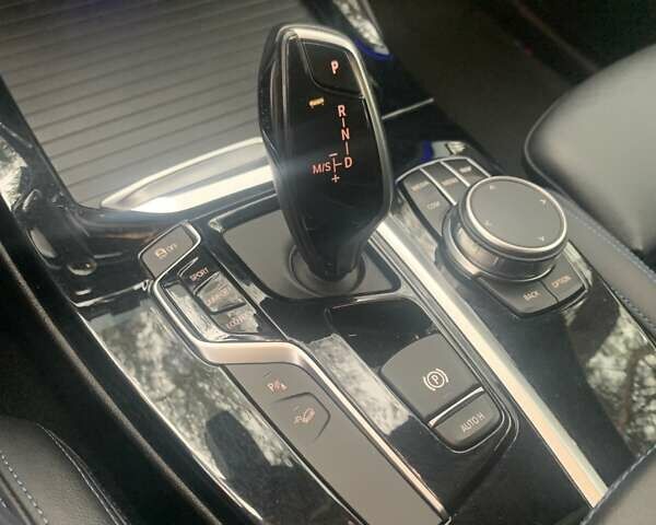 Синий БМВ Х3, объемом двигателя 2 л и пробегом 95 тыс. км за 36700 $, фото 39 на Automoto.ua