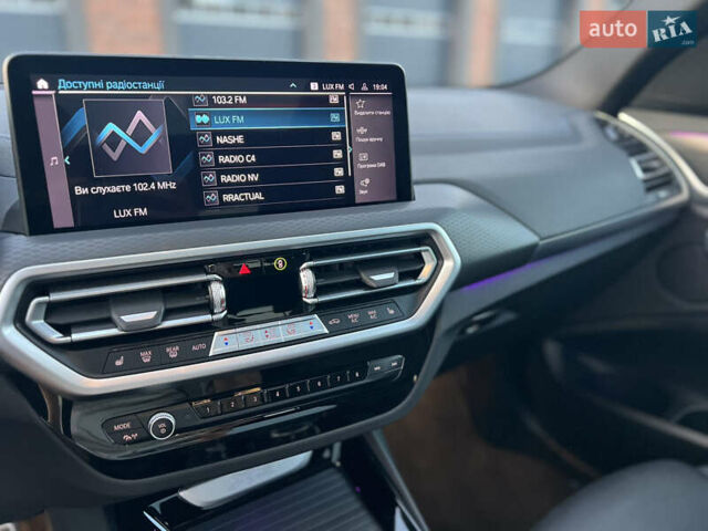 Синій БМВ Х3, об'ємом двигуна 2 л та пробігом 111 тис. км за 48700 $, фото 32 на Automoto.ua