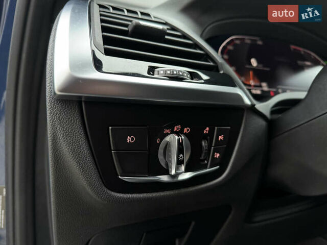 Синій БМВ Х3, об'ємом двигуна 2 л та пробігом 108 тис. км за 28900 $, фото 107 на Automoto.ua