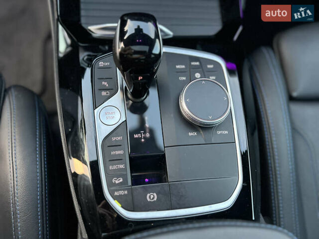 Синій БМВ Х3, об'ємом двигуна 2 л та пробігом 111 тис. км за 48700 $, фото 36 на Automoto.ua