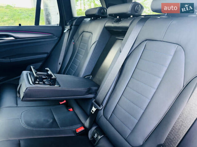 Синий БМВ Х3, объемом двигателя 3 л и пробегом 65 тыс. км за 59900 $, фото 26 на Automoto.ua