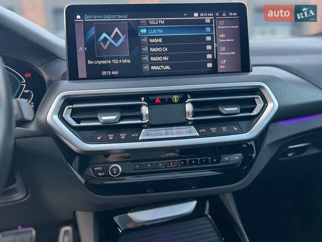 Синій БМВ Х3, об'ємом двигуна 2 л та пробігом 111 тис. км за 48700 $, фото 37 на Automoto.ua