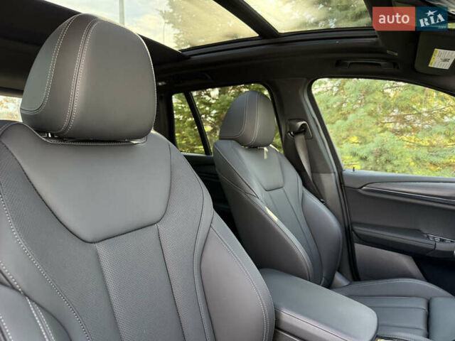 Синій БМВ Х3, об'ємом двигуна 2 л та пробігом 77 тис. км за 39000 $, фото 22 на Automoto.ua