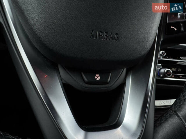 Синій БМВ Х3, об'ємом двигуна 2 л та пробігом 108 тис. км за 28900 $, фото 79 на Automoto.ua