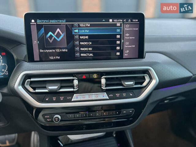 Синій БМВ Х3, об'ємом двигуна 2 л та пробігом 111 тис. км за 48700 $, фото 31 на Automoto.ua