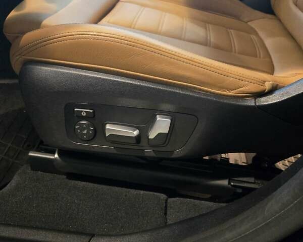 Синій БМВ Х3, об'ємом двигуна 2 л та пробігом 24 тис. км за 39900 $, фото 9 на Automoto.ua