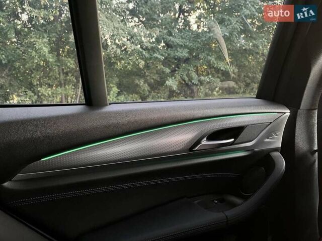 Синій БМВ Х3, об'ємом двигуна 2 л та пробігом 43 тис. км за 44500 $, фото 2 на Automoto.ua