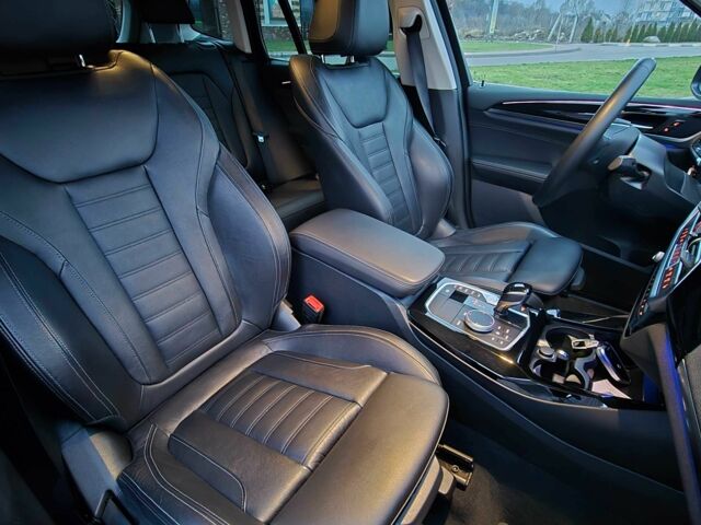 Синий БМВ Х3, объемом двигателя 3 л и пробегом 71 тыс. км за 57500 $, фото 12 на Automoto.ua