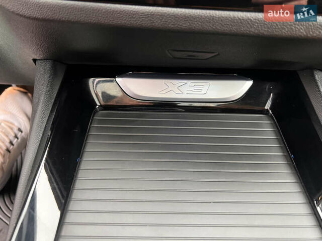 Синій БМВ Х3, об'ємом двигуна 2 л та пробігом 24 тис. км за 52000 $, фото 48 на Automoto.ua