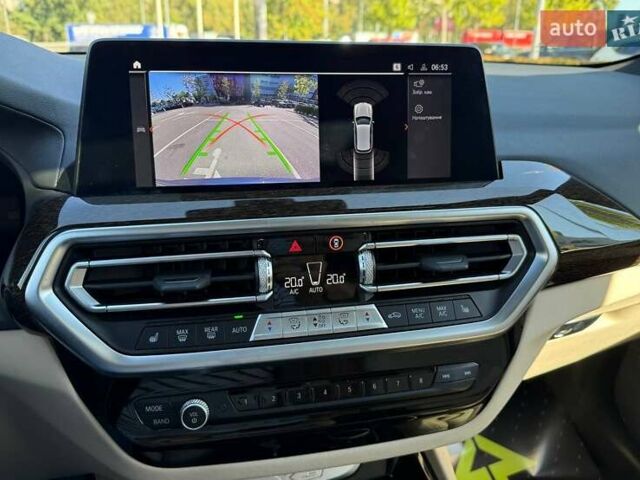 Синій БМВ Х3, об'ємом двигуна 2 л та пробігом 10 тис. км за 39500 $, фото 29 на Automoto.ua