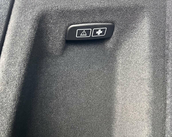 Синій БМВ Х3, об'ємом двигуна 2 л та пробігом 24 тис. км за 52000 $, фото 72 на Automoto.ua