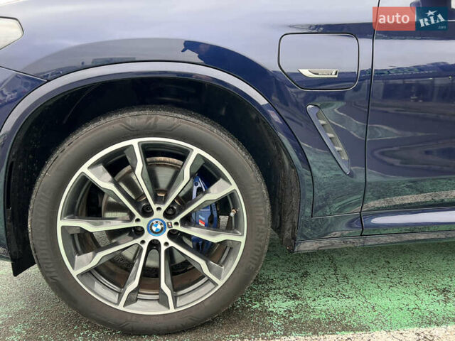 Синій БМВ Х3, об'ємом двигуна 2 л та пробігом 24 тис. км за 52000 $, фото 25 на Automoto.ua