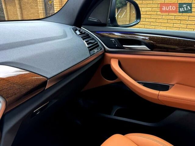 Синий БМВ Х3, объемом двигателя 2 л и пробегом 5 тыс. км за 53900 $, фото 40 на Automoto.ua