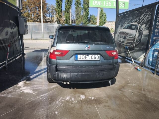 Зеленый БМВ Х3, объемом двигателя 3 л и пробегом 426 тыс. км за 6000 $, фото 5 на Automoto.ua