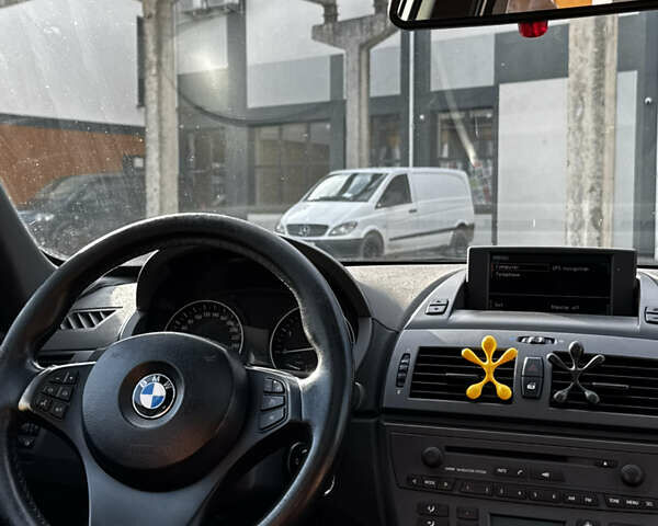 Зеленый БМВ Х3, объемом двигателя 2.99 л и пробегом 296 тыс. км за 9999 $, фото 24 на Automoto.ua