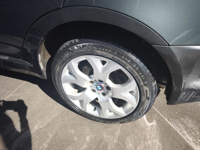 Зеленый БМВ Х3, объемом двигателя 3 л и пробегом 426 тыс. км за 6000 $, фото 9 на Automoto.ua