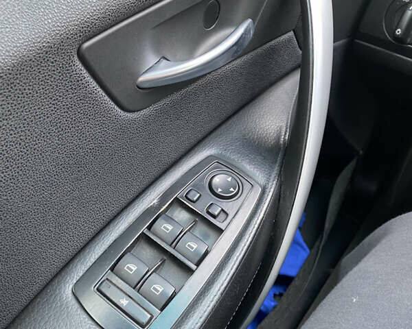 Зеленый БМВ Х3, объемом двигателя 2 л и пробегом 340 тыс. км за 8700 $, фото 10 на Automoto.ua