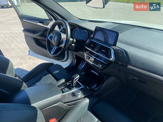 БМВ X4 M 2019 в Киеве на Automoto.ua Белый БМВ X4 M, объемом двигателя 3 л и пробегом 65 тыс. км за 52000 $, фото 9 на Automoto.ua