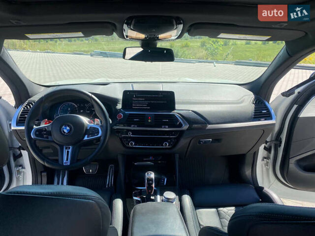 БМВ X4 M 2019 в Киеве на Automoto.ua Белый БМВ X4 M, объемом двигателя 3 л и пробегом 65 тыс. км за 52000 $, фото 8 на Automoto.ua
