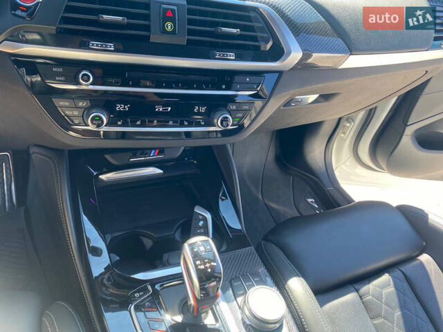 БМВ X4 M 2019 в Киеве на Automoto.ua Белый БМВ X4 M, объемом двигателя 3 л и пробегом 65 тыс. км за 52000 $, фото 11 на Automoto.ua