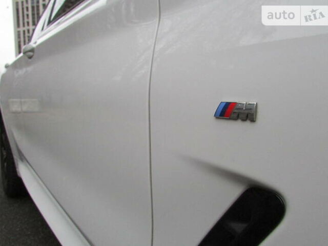 Білий БМВ X4 M, об'ємом двигуна 2 л та пробігом 27 тис. км за 62000 $, фото 25 на Automoto.ua