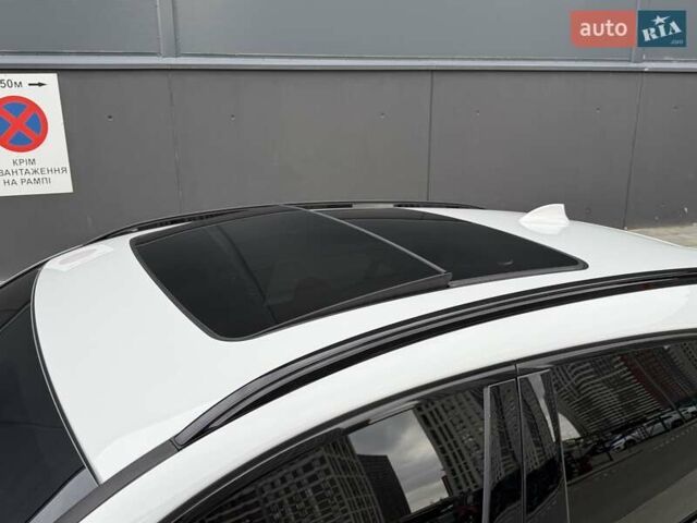 Белый БМВ X4 M, объемом двигателя 2.99 л и пробегом 69 тыс. км за 54900 $, фото 17 на Automoto.ua