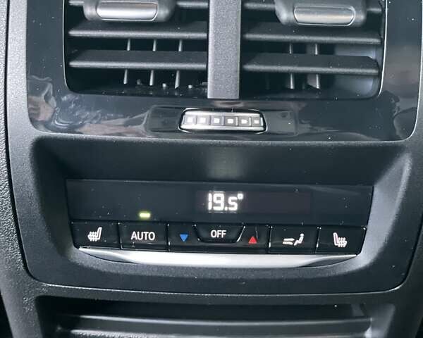 Черный БМВ X4 M, объемом двигателя 2.99 л и пробегом 25 тыс. км за 51000 $, фото 37 на Automoto.ua